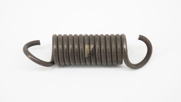 Compensation spring clutch pedal (8 cyl)