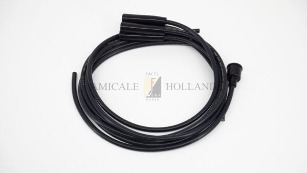 Spark plug cable set 8 cyl, black, to be adapted for lenght