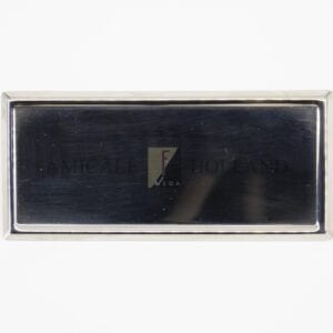 Couvercle en acier inoxydable interrupteur climatisation sur tableau de bord Facel II
sans tekst gravé, au choix avec motif de trous d'origine, sans trous du tout ou avec schéma de trous spécifique pour interrupteurs alternatifs