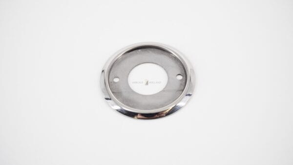 Stainless bezel under L-19 (Facel III boot)