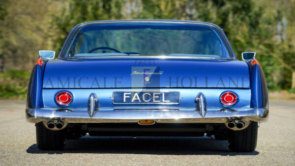 Achterruit Facel II, getint