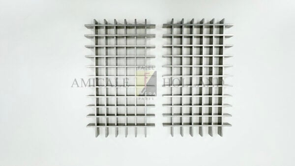 Set (2) centre parts for side grilles FVS/ HK in aluminium
still to be anodised