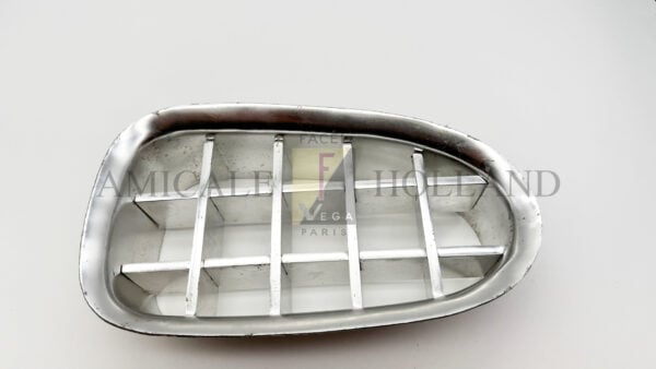 Left grille (used)